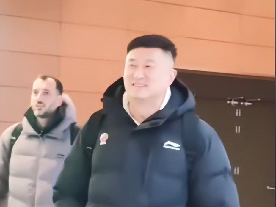 亚博体育-明明能赢44分,杜锋却早早鸣金收兵原因找到